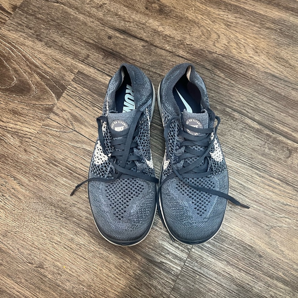 Nike Navy Blue and Gray Flyknit Running Shoes